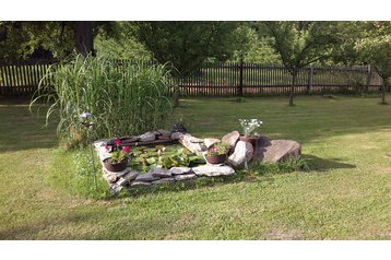 Cehia Privát Volárna, Exteriorul